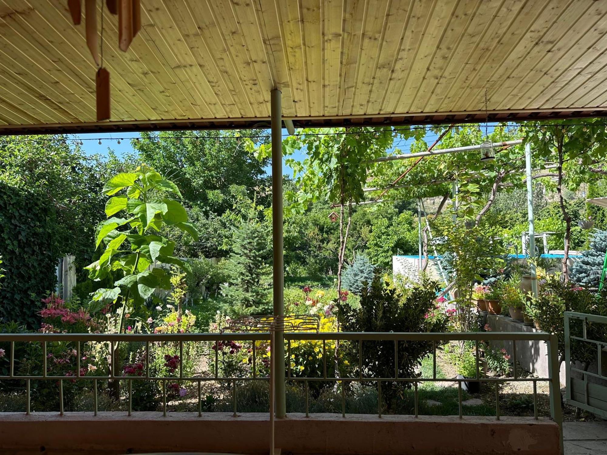Ashot & Gohar B&B Chʼiva Dış mekan fotoğraf